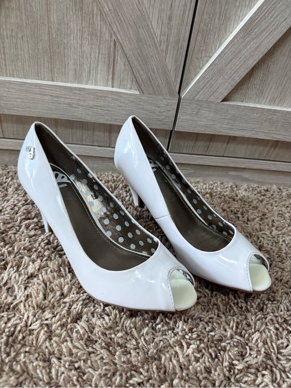 Fergalicious White Patent Peep-Toe Heels with Silver logo Accents- (6.5)